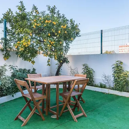Portucale ! 3 Bedroom With Private Terrace Apartmán