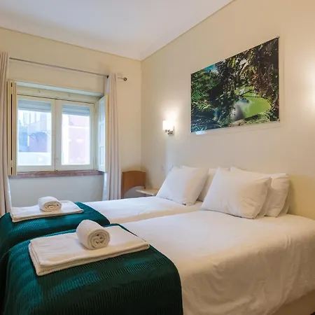 Apartment Portucale ! 3 Bedroom With Private Terrace Lisbon
