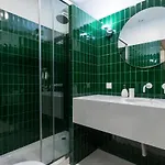Portucale ! 3 Bedroom With Private Terrace 公寓